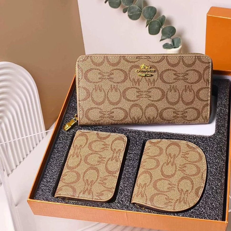 PREMIUM QUALITY WALLETS FOR HER